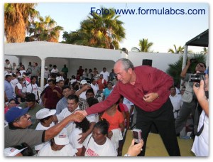 leonel cota deja el prd