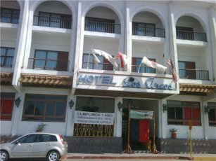 h - hotel los arcos
