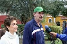 fede vicente fox y martita paseando
