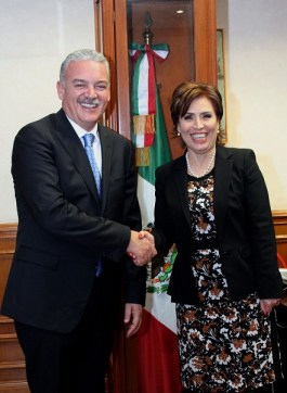 2 - 1 fede marcos con rosario robles berlanga