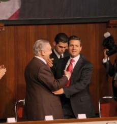 2 - 1 joaquin gamboa pascoe con enrique peña nieto ctm