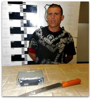 2 - 1 asalto de barreto armado con cuchillo