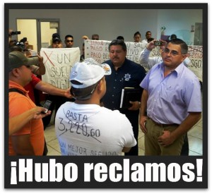 2 - 1 agentes de policia de la paz