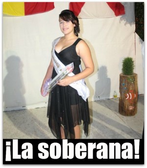 2 - 1 candidata ganadora a reina