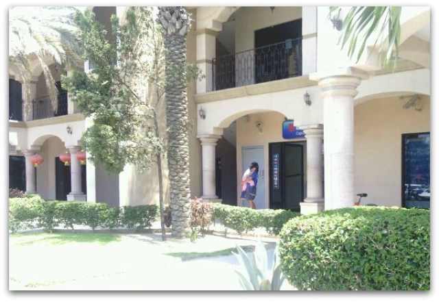 2 - 1 mujer con receta falsa en san jose del cabo