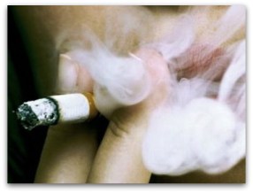 2 - 1 humo de cigarro tabaco