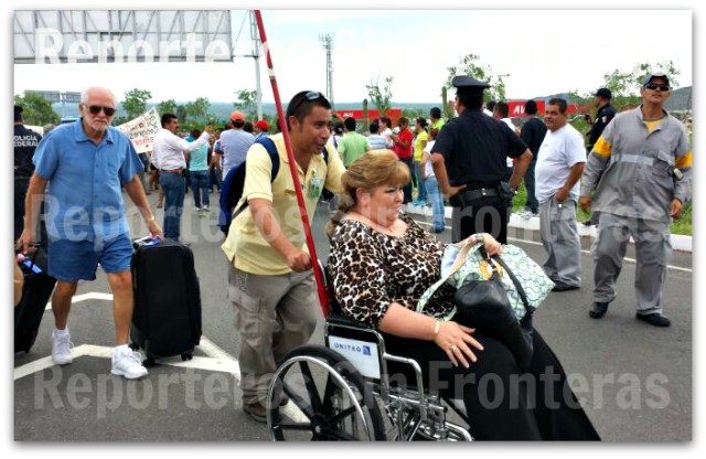 2 - 1 aeropuerto de los cabos 001