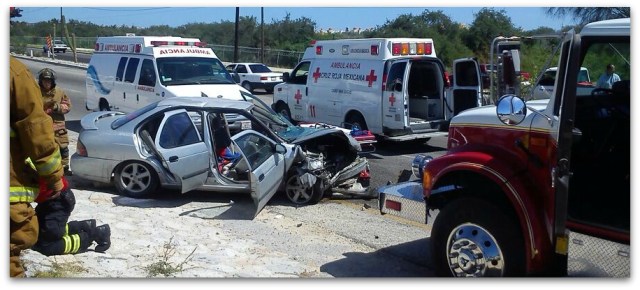2 - 1 plaza cabo san lucas choque de frente