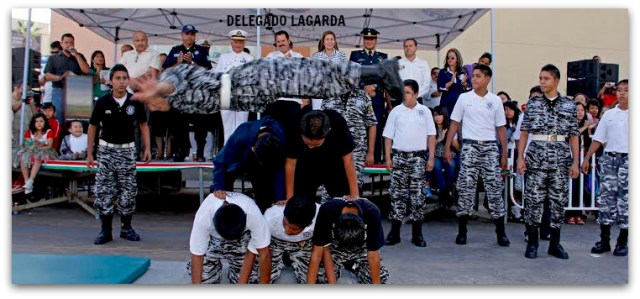 2 - 1 cabo san lucas desfile 20 de noviembre