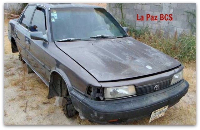 2 - 1 automovil robado aparecio en colonia bellavista