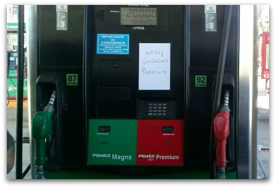 2 - 1 gasolina escasez en los cabos