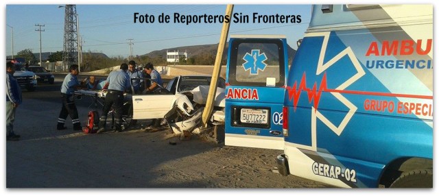 2 - 1 ACCIDENTE FRENTE GASOLINERA LA PAZ