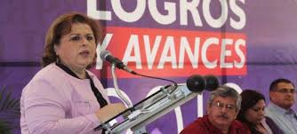 2 - 1 esthelita ponce alcaldesa de lo mejor