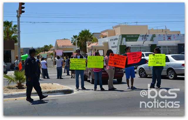 2 - 1 planton casa marcos covarrubias