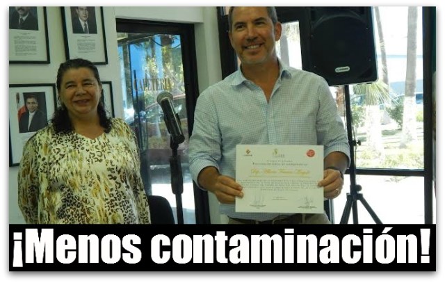 2 - 1 humo de tabaco diputado treviño