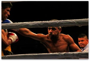 2 - 1 duelo de titanes 2