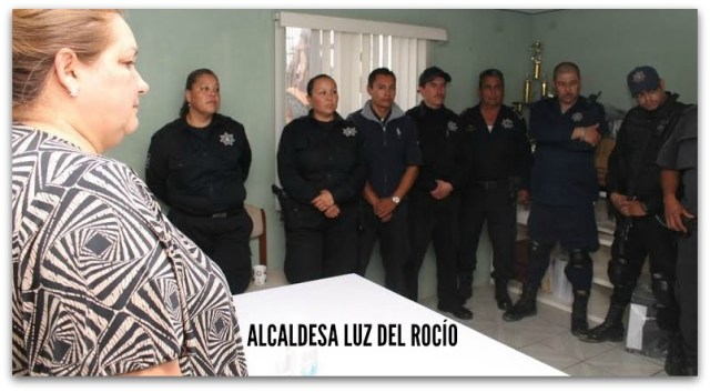 ALCALDESA DE MULEGE EN GIRA 040