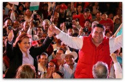 ESTHELA YA LEVANTO LA MANO A BARROSO - CEDIO LA ALCALDESA