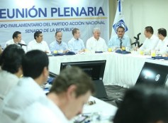 PICORE CON SENADORES 2015 PUEBLO BONITO