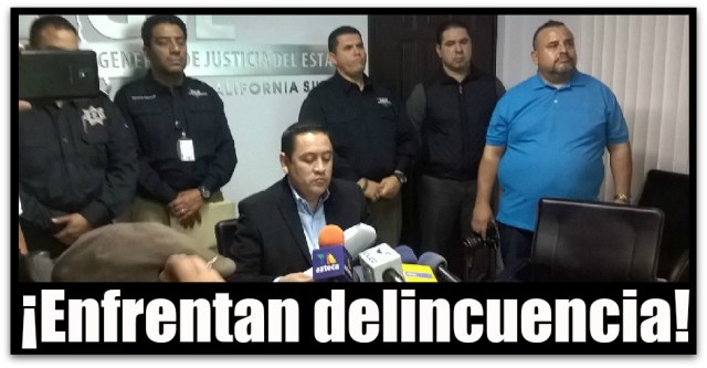 PROCURADOR ADONAI CARREON CON PRENSA ENERO 2015