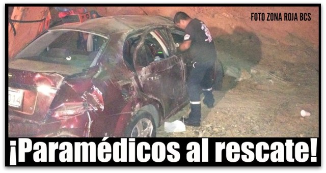 VOLCADURA CARRETERA A TODOS SANTOS