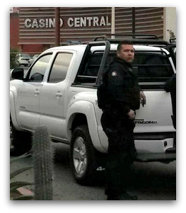 1 POLICIA CRISTIAN AGREDIO A REPORTEROS SIN FRONTERAS