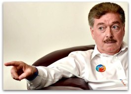 KIKO VEGA GOBERNADOR