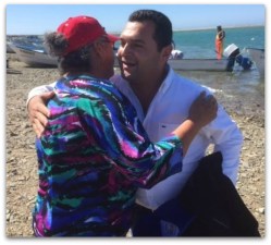 1 aa a a edson gallo con pescadores