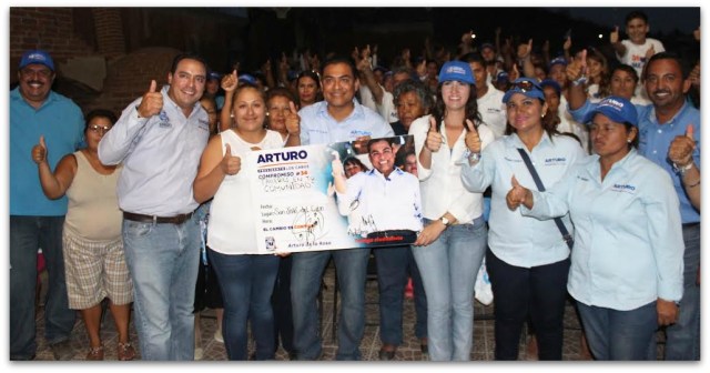 1 a arturo de la rosa evento mujeres y compromiso