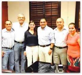 1 arturo de la rosa llega al palacio municipal