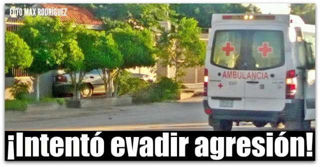 1 a ambulancia de cruz roja en el centenario