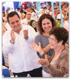 1 a fede picore carlos mendoza aplaude evento