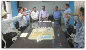 0 a pelayo covarrubias funcionarios protesta