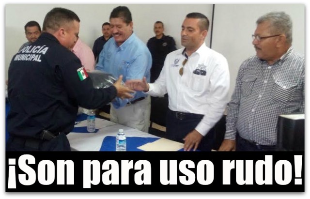 0 a uniformes a policia de la paz 2015