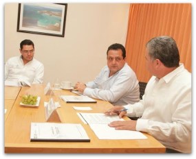 e a carlos mendoza davis reunion gobierno