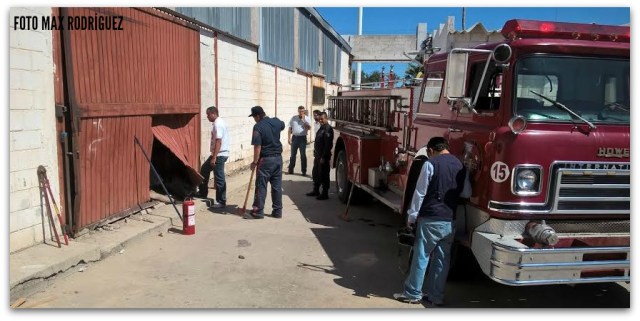 0 a bodega de aviones abandonada en la paz 3