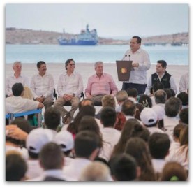 0 a a a carlos mendoza davis con secretario de sct