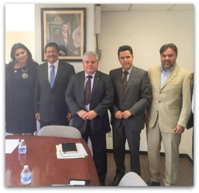 0 a a reunion alcalde y puppo en mexico