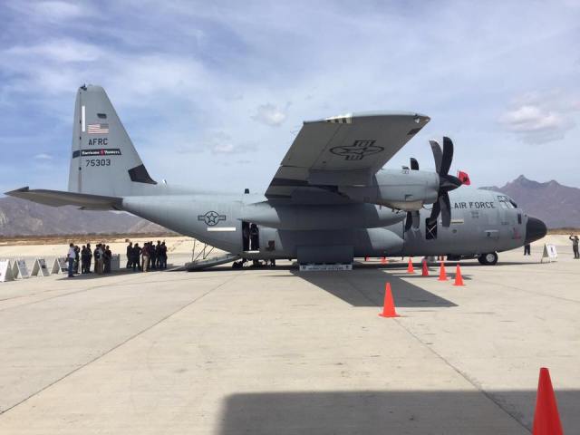 D A CAZAHURACANES 002