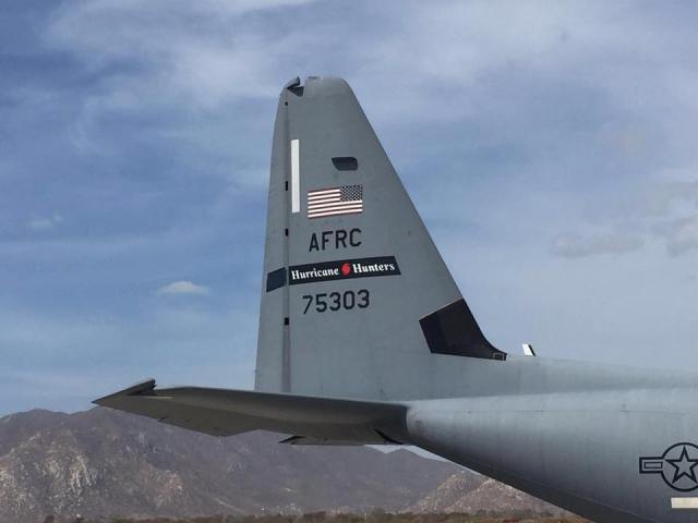 D A CAZAHURACANES 003