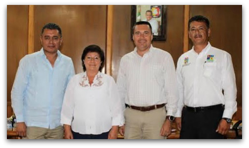 0 alcaldesa de mulege con funcionarios primer nivel