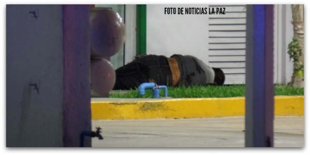 0 a asesinato gasolinera el mezquitito