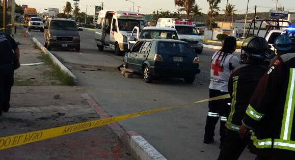 0 accidente enfrente de la policia federal la paz bcs