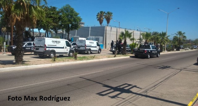 0-a-simon-traslado-del-cereso-la-paz