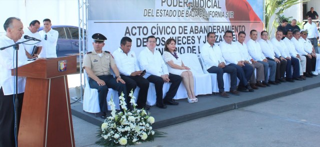 0-a-a-jueces-de-los-cabos-banderas-3