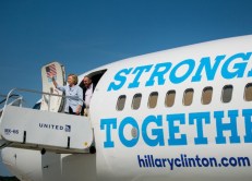 fede-hillary-plane-kaine