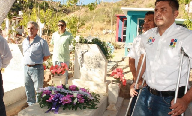 0-a-a-a-alan-gorosave-mulege-02