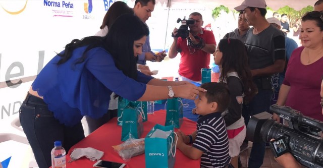 0-a-a-jisela-paes-lentes-fundacion-devlyn