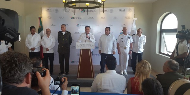 0-a-a-osorio-chong-rueda-de-prensa-la-paz-bcs