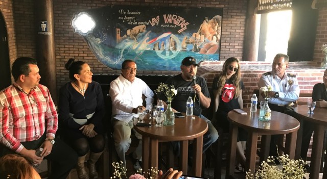 0-a-a-a-homenaje-john-lennon-las-varitas